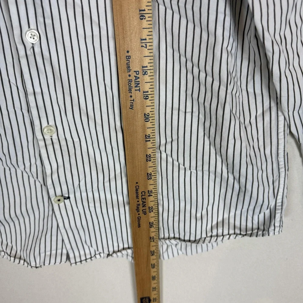 Banana Republic Dress Shirt Mens Medium 15-15.5 White Stripe Regular Fit Cotton